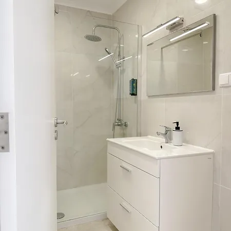 South Shore 2 - Host & Chill