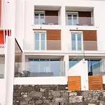 South Shore 2 - Jacuzzi - Host & Chill * São Roque
