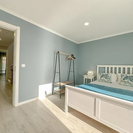 South Shore 2 - Host & Chill * São Roque