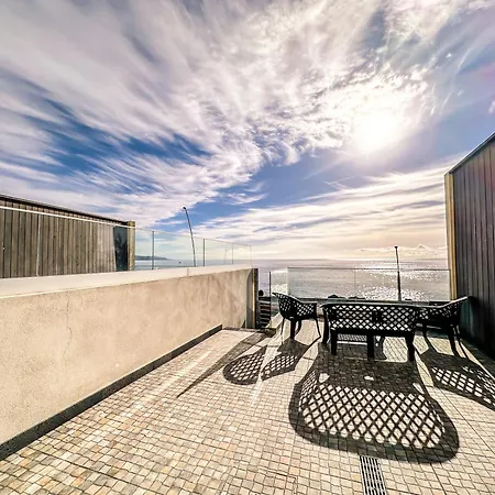 Semesterbostad South Shore 2 - Host & Chill *