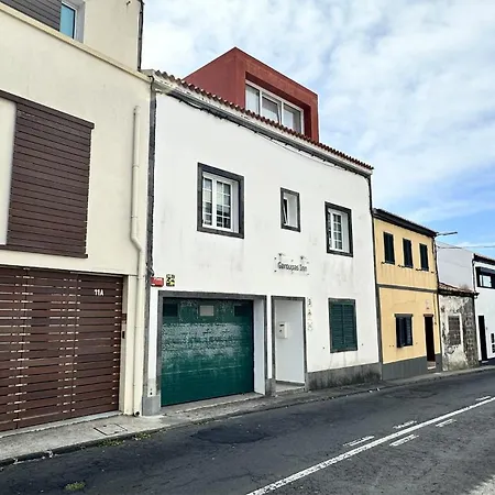 South Shore 2 - Host & Chill Holiday home