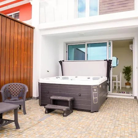 South Shore 2 - Jacuzzi - Host & Chill São Roque