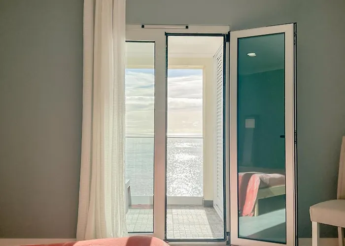 South Shore 2 - Host & Chill