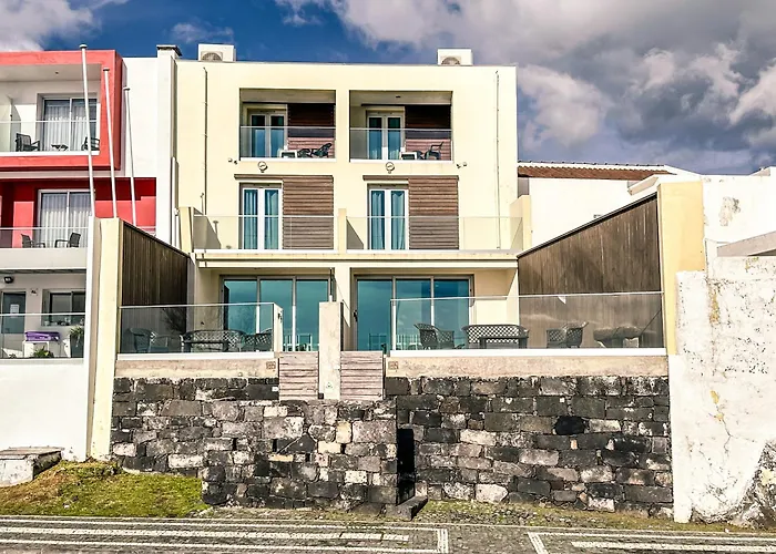 South Shore 2 - Host & Chill *