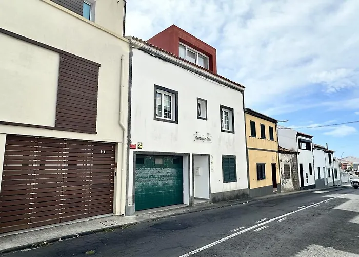 South Shore 2 - Host & Chill Holiday home