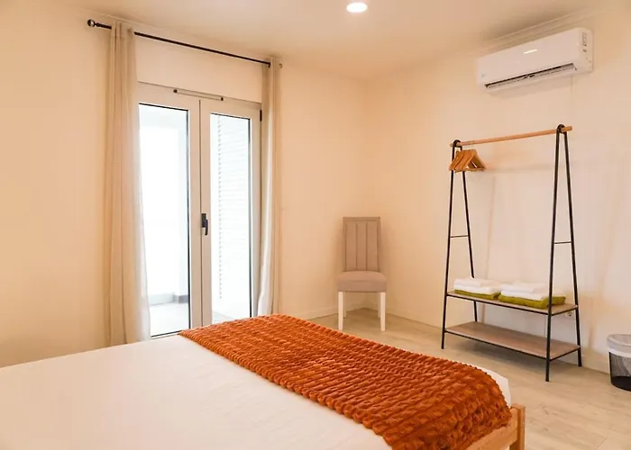 South Shore 2 - Host & Chill *