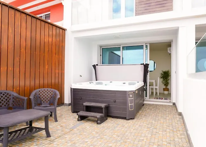 South Shore 2 - Host & Chill São Roque