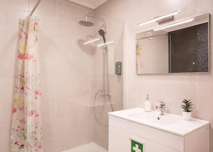 South Shore 2 - Host & Chill *